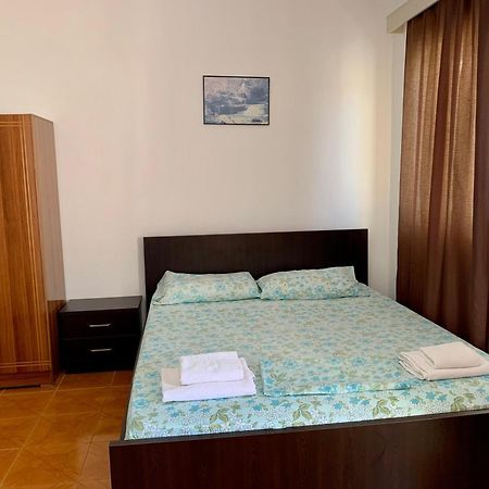 Vaso Apts Sarande Exterior photo