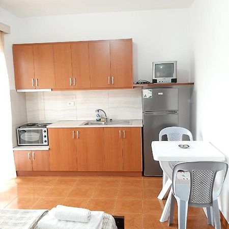 Vaso Apts Sarande Exterior photo